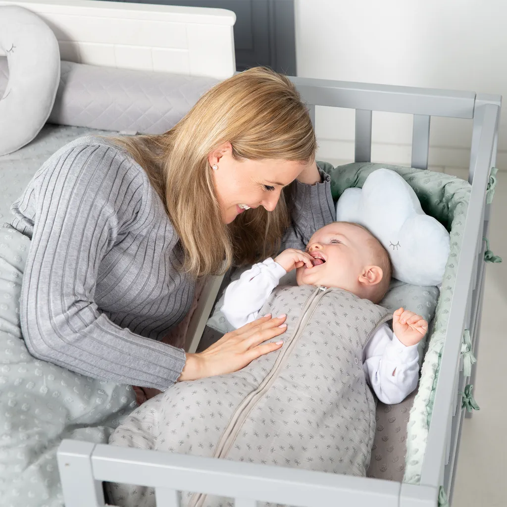 Roba Nestchen ‚Lil Planet‘, Baumwolle, GOTS , Für Betten 60 X 120 Cm/ 70 X 140 Cm, Frosty Green – Bild 2